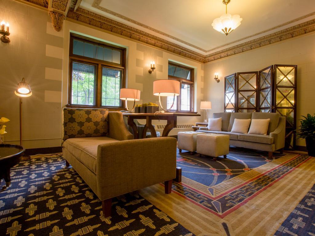The Plaza Hotel - Milwaukee Ngoại thất bức ảnh