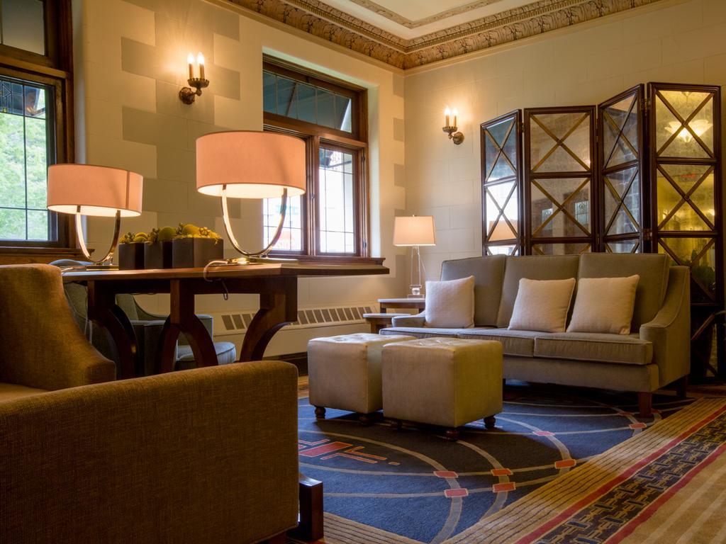 The Plaza Hotel - Milwaukee Ngoại thất bức ảnh